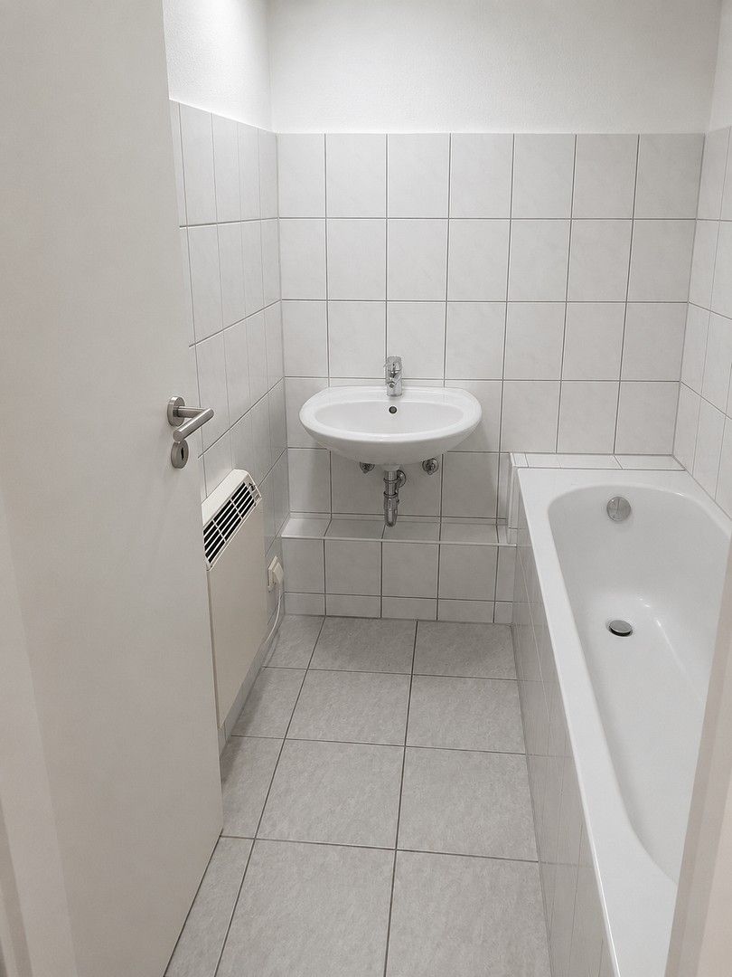 Pronájem byt 4+1 - Geschwister-Scholl-Straße 18 Essen Horst Nordrhein-Westfalen 45279, 75 m² - 5