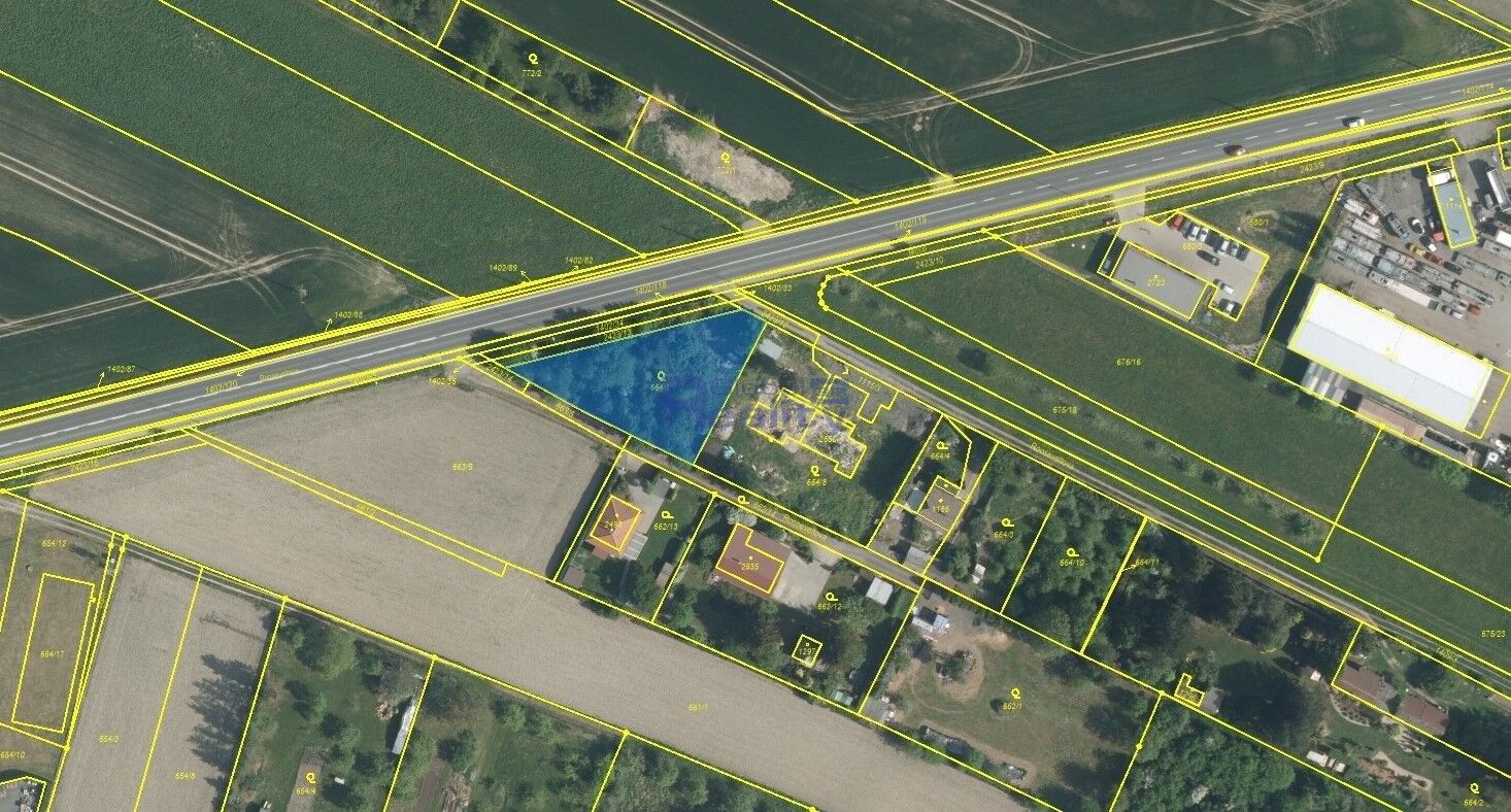 Pozemky pro bydlení, Chlumec nad Cidlinou, 1 151 m² - 1