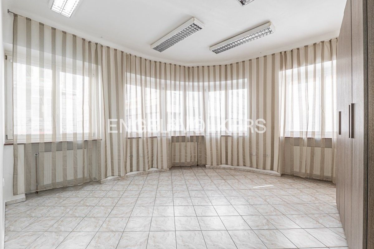 Pronájem kancelář - Veverkova, Praha, 165 m²