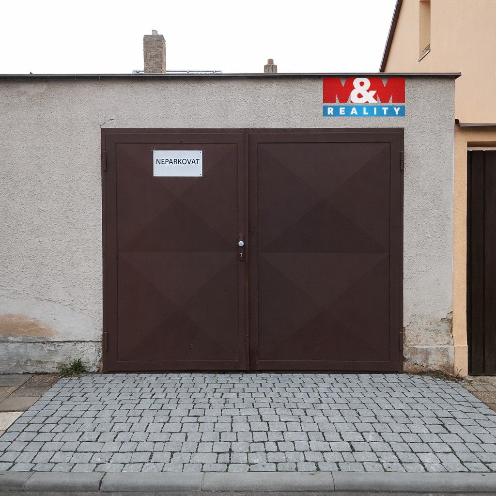 Garáže, Bří Rybářů, Kladno, 15 m²