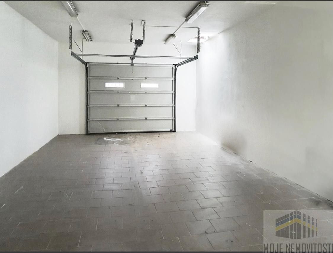 Prodej garáž - Evropská, Praha, 59 m²