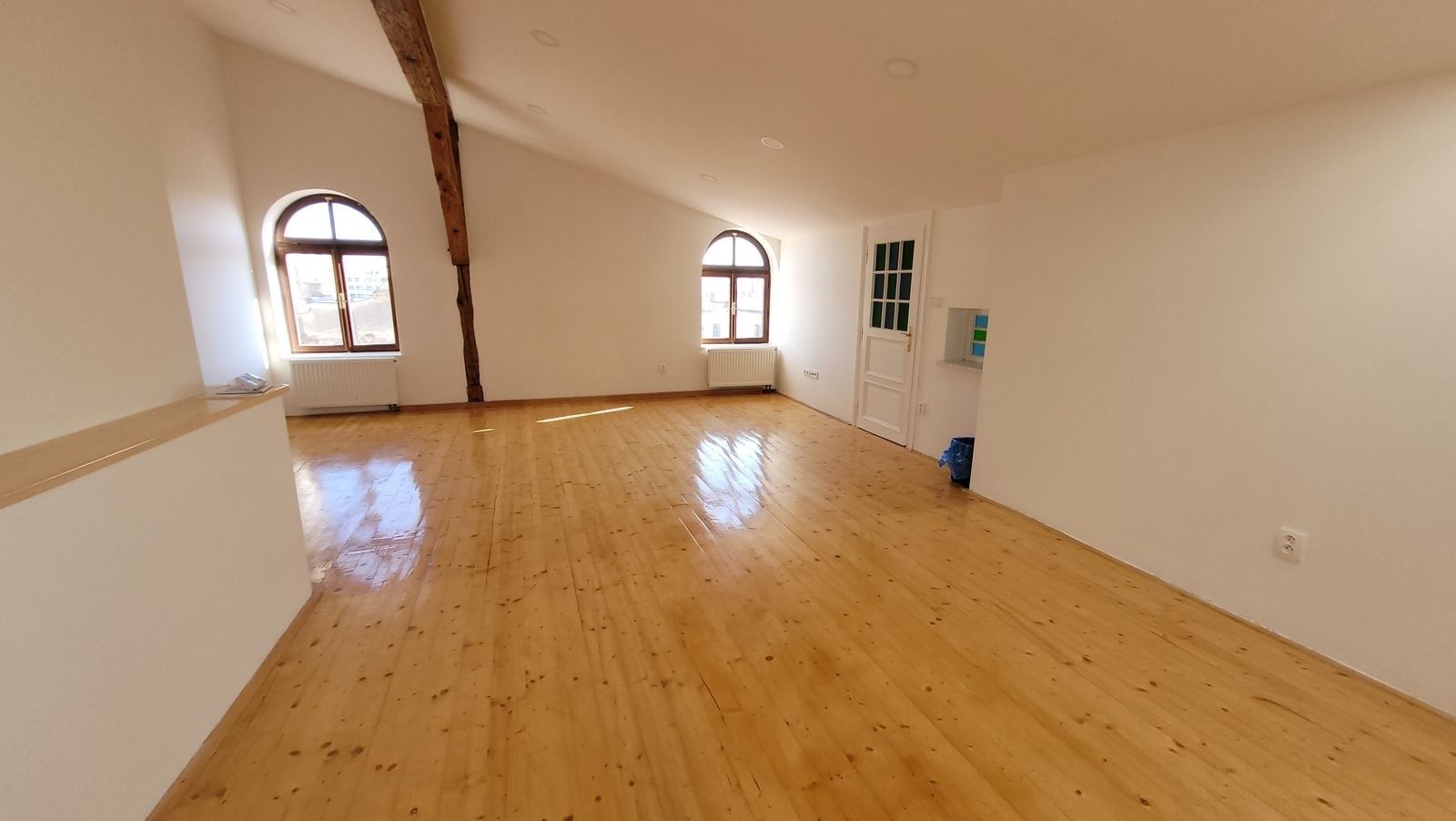 Byt 3+1 · 80 m² · Zámecké nám., Frýdek-Místek Frýdek - 3