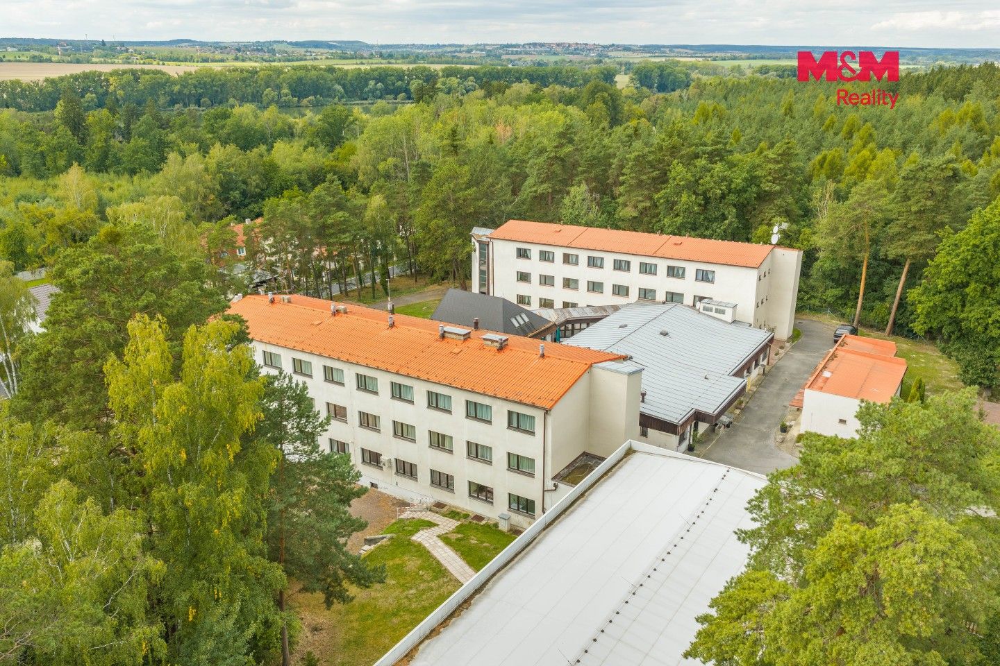Ubytovací zařízení, Srby, Tuchlovice, 3 216 m² - 2