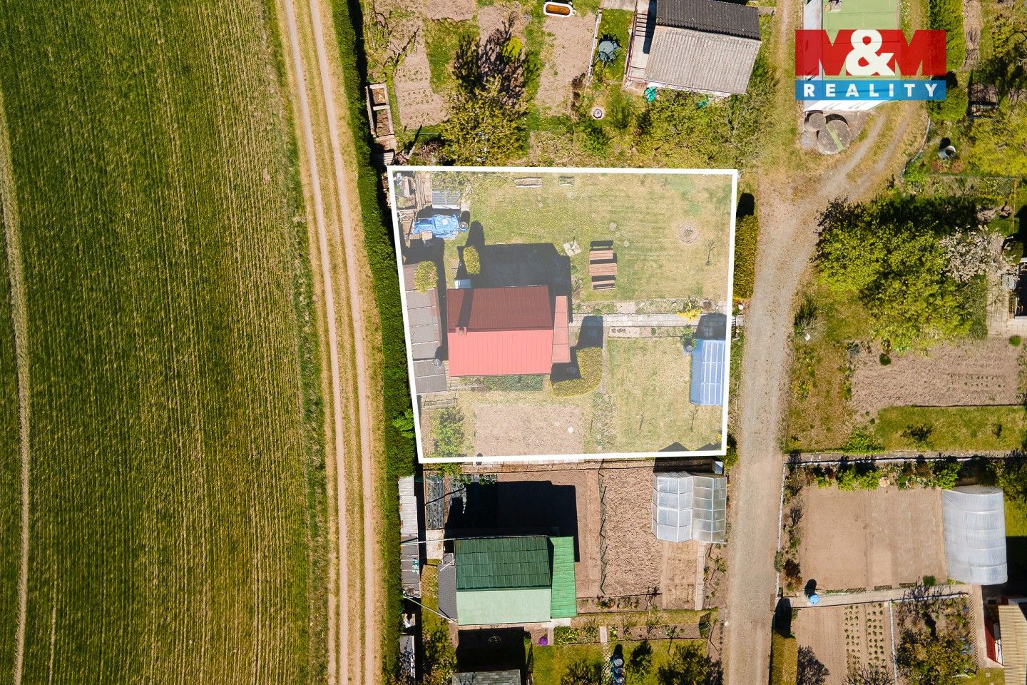Chata · 385 m² · Slatina, Hradec Králové - 3