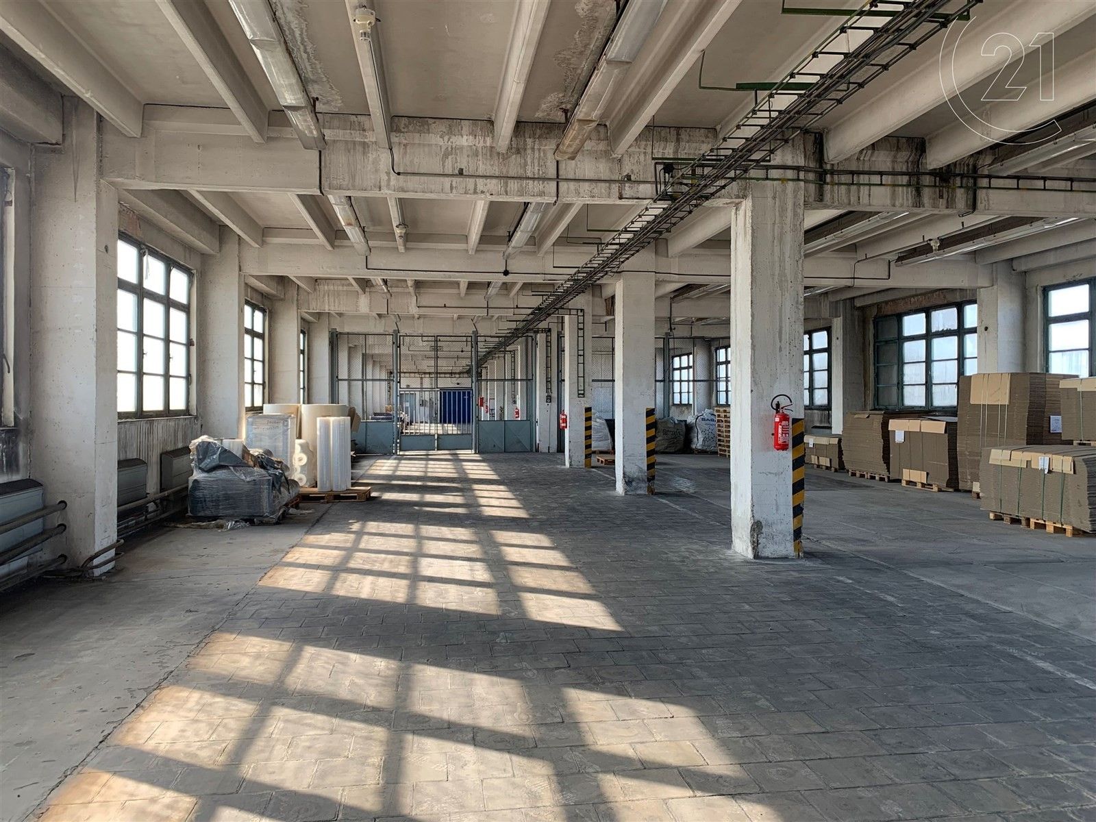 Sklady, Komenského  , Chropyně, 1 m²