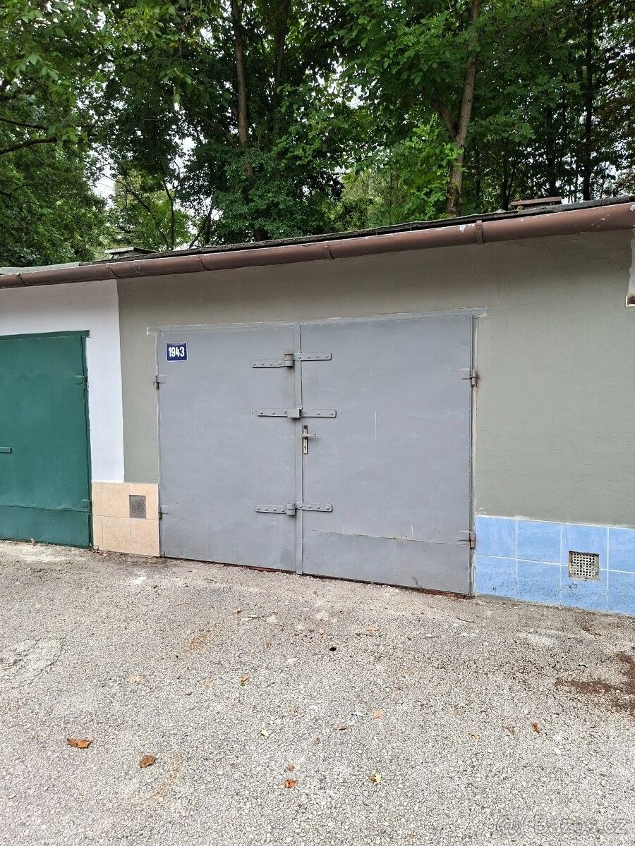 Garáže, Havířov, 736 01