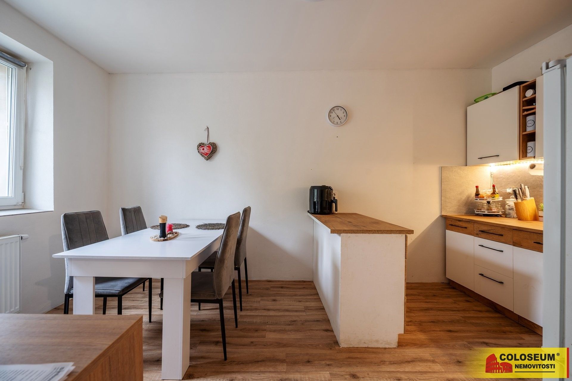 Rodinný dům · 90 m² · Pravice - 3