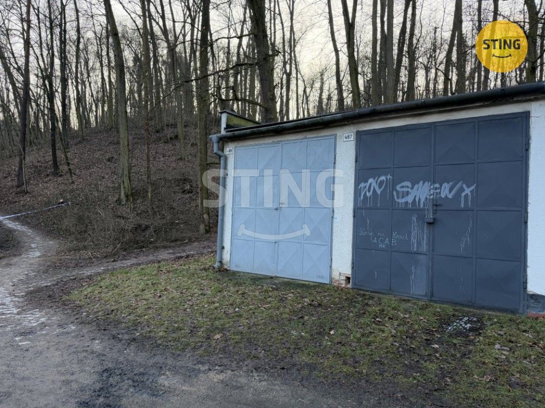 Prodej garáž - Moravský Krumlov, 672 01