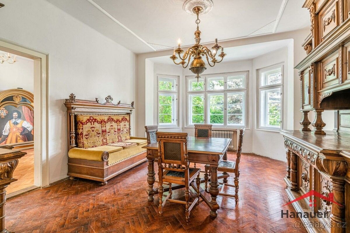 Prodej dům - Ústí nad Labem, 400 03, 336 m²