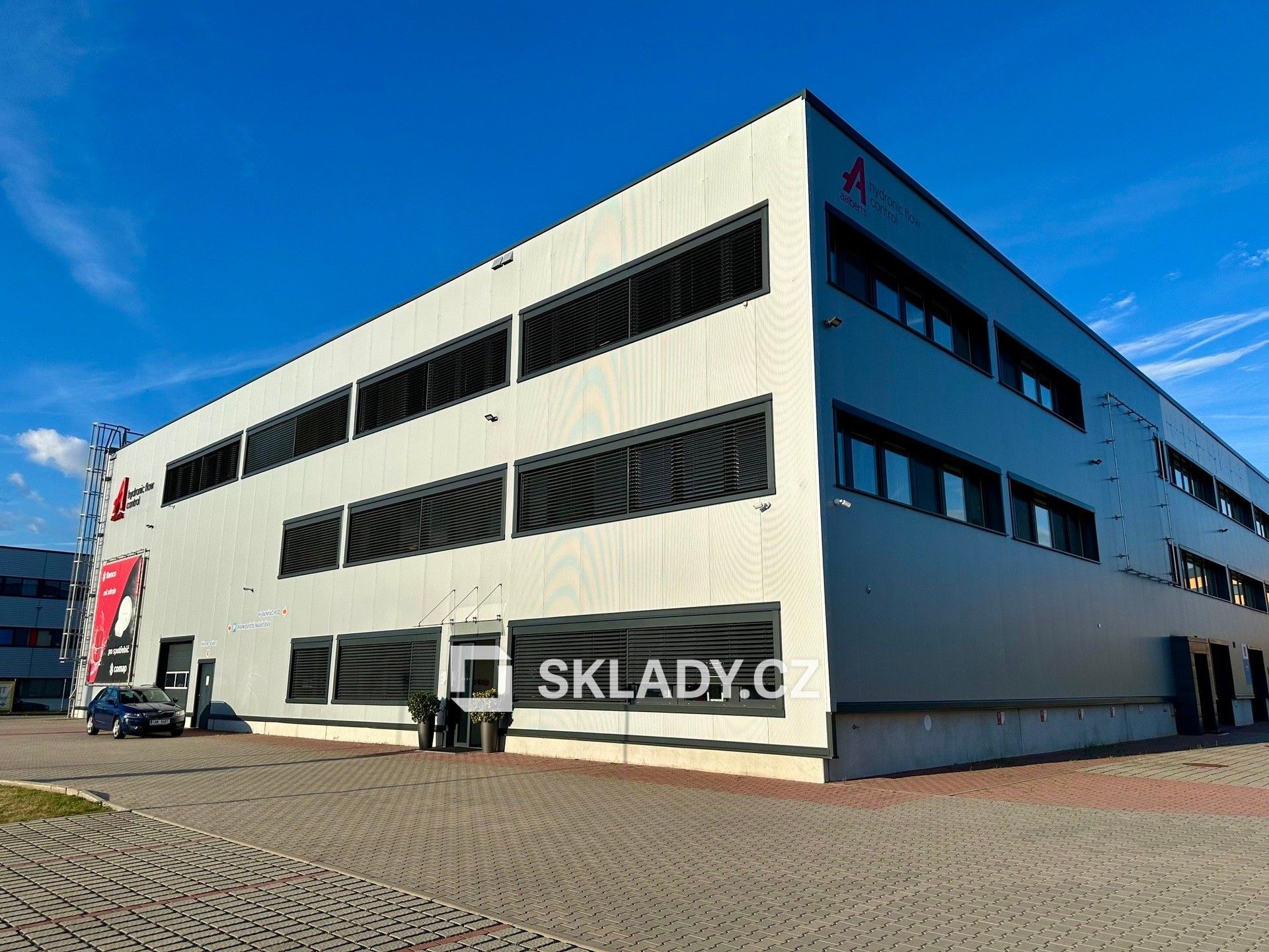 Sklady, Praha Horní Počernice, 1 464 m²
