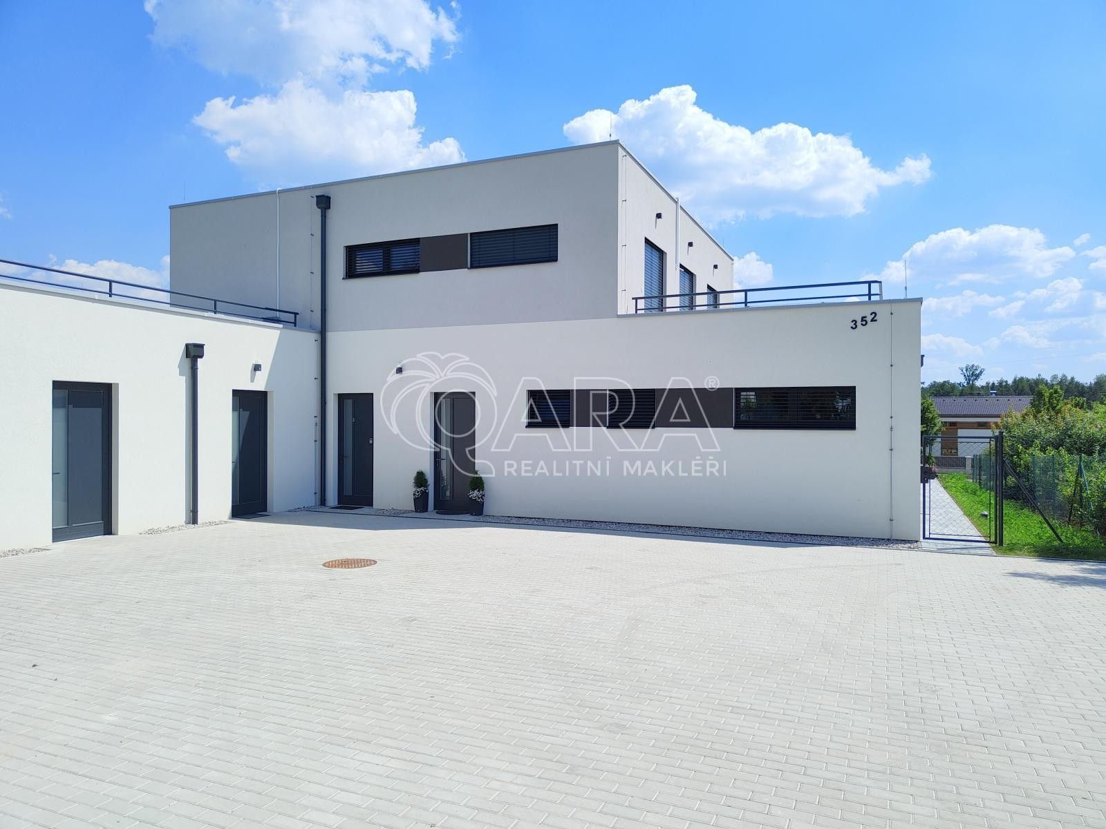 4+kk, Na Výsluní , Vysoký Újezd, 106 m² - 1