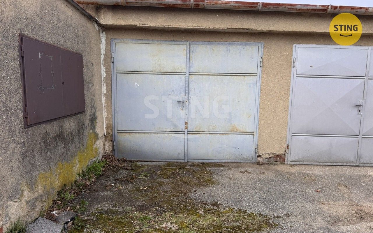 Garáž, 22 m²