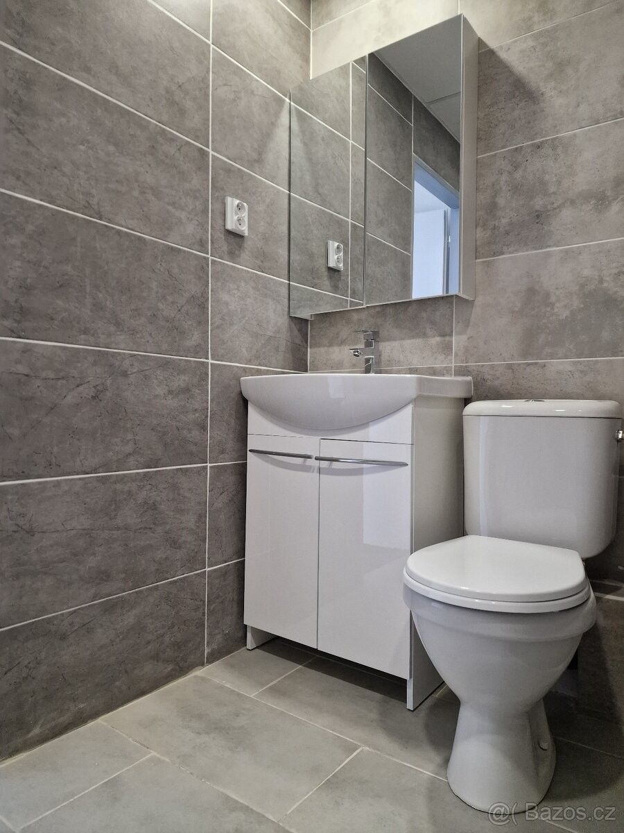 Pronájem byt - Jirkov, 431 11