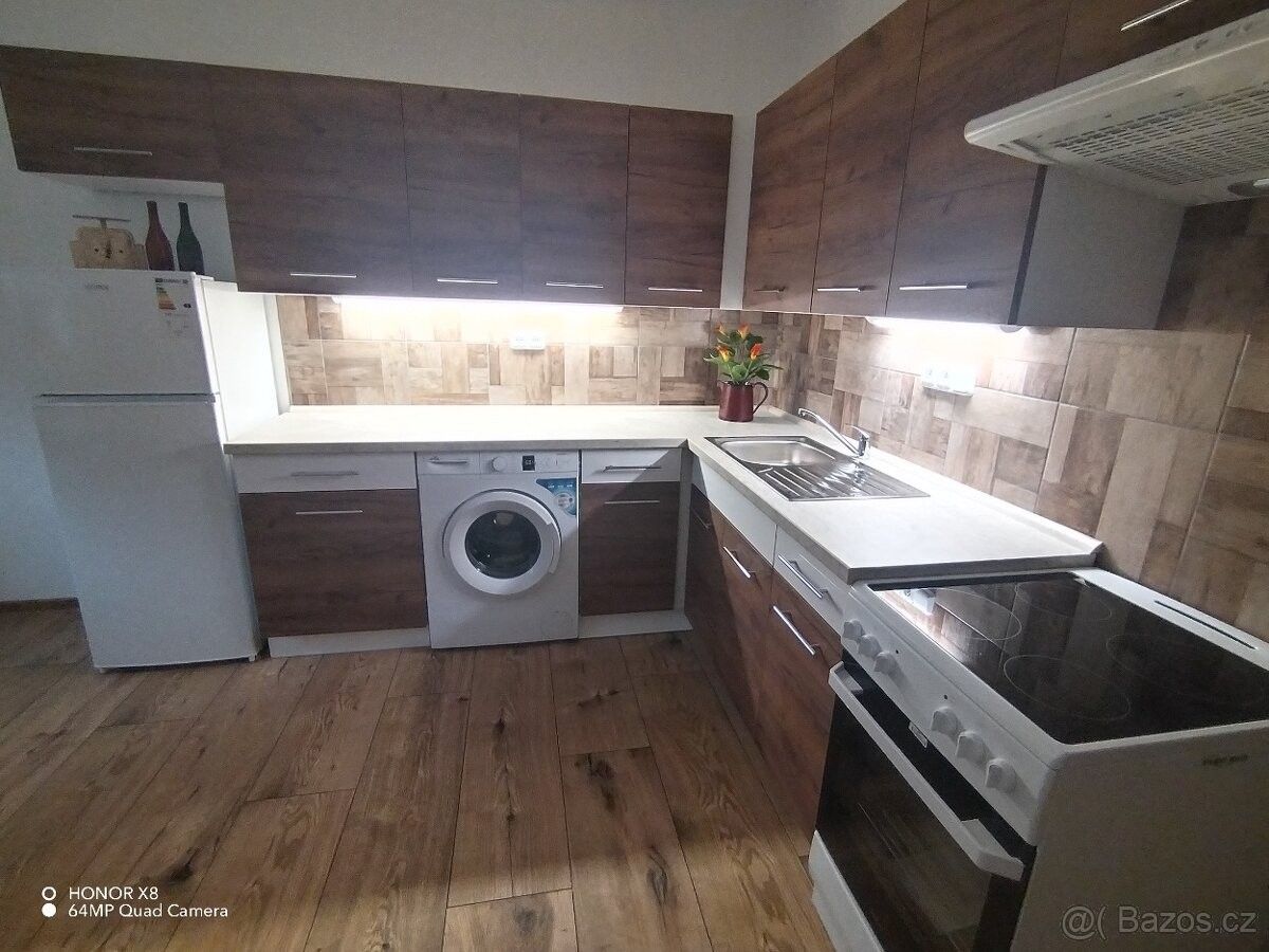 Pronájem byt - Kraslice, 358 01