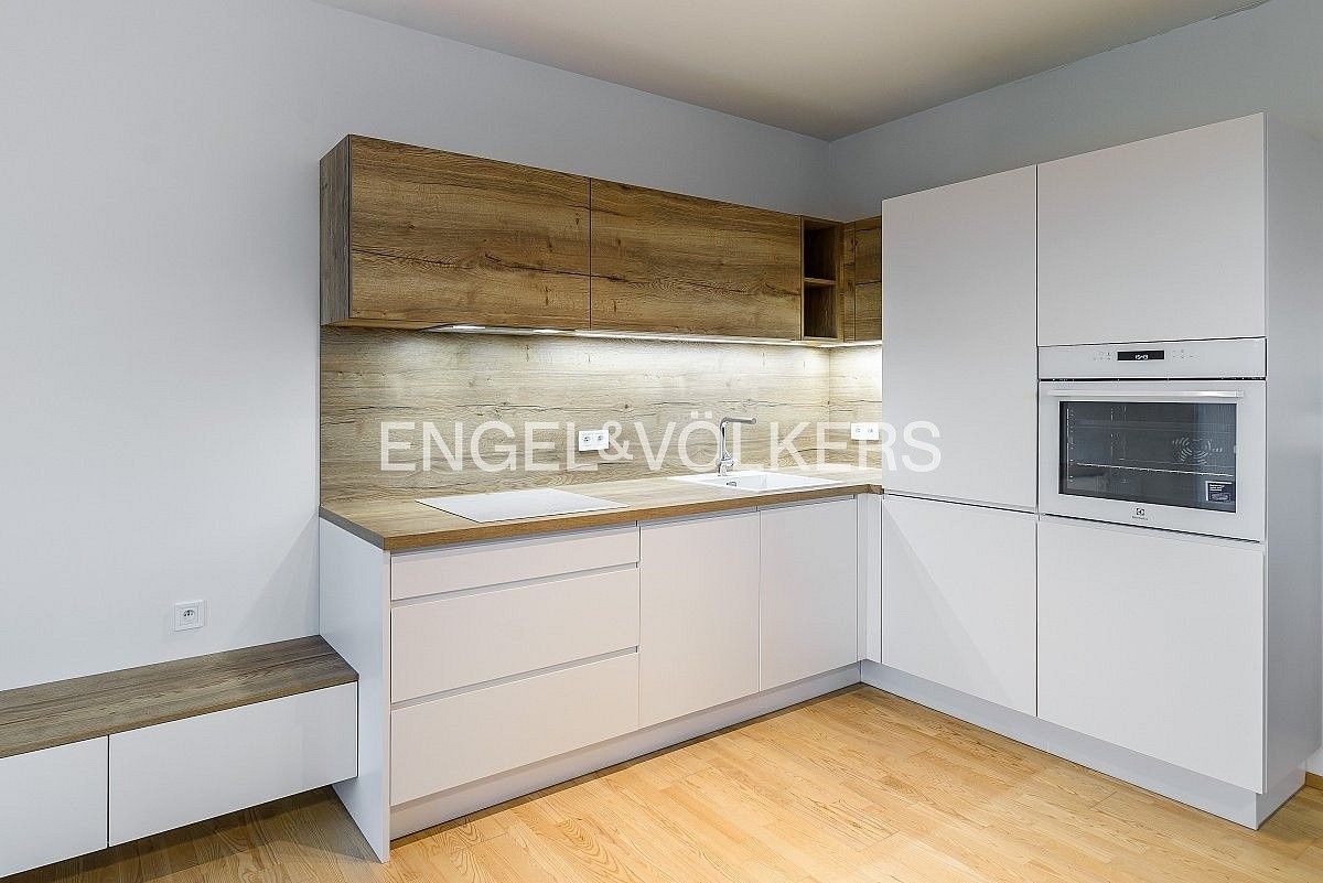 Byt 2+kk · 63 m² · Praha - Karlín, okres Praha 8, Hlavní město Praha - 4