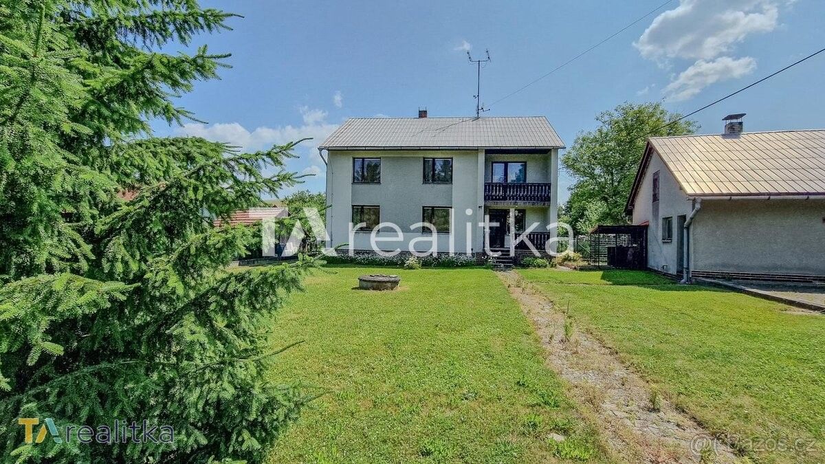 Rodinné domy, Ženklava, 742 67