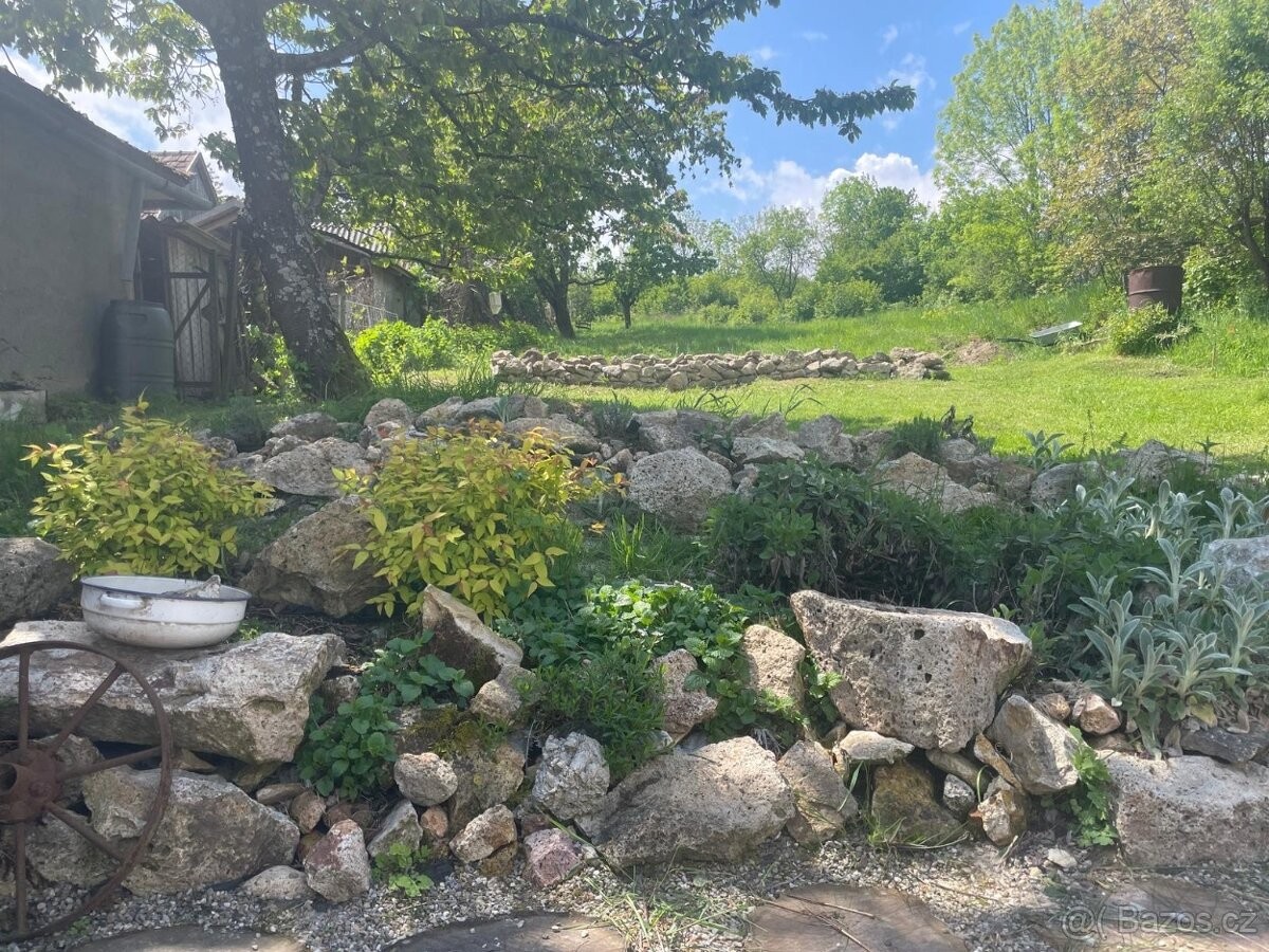 Chata · 987 66, Zahraničí - 3