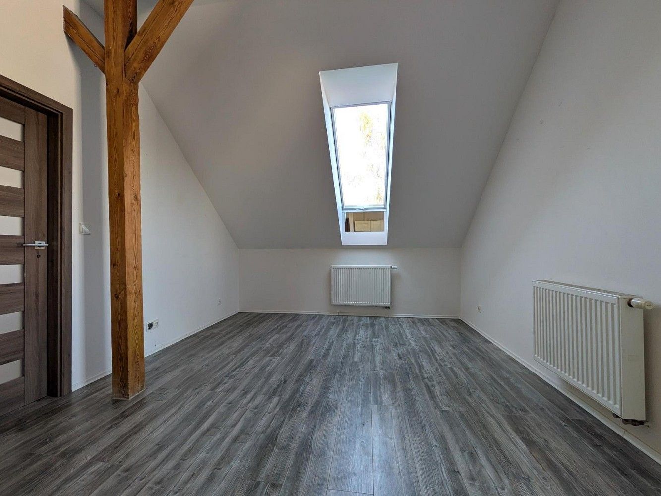Pronájem byt 2+kk - Hřebeč, okres Kladno, Středočeský kraj, 40 m² - 5