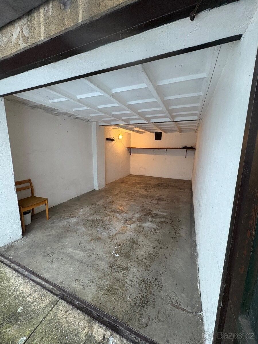 Garáže, Týniště nad Orlicí, 517 21