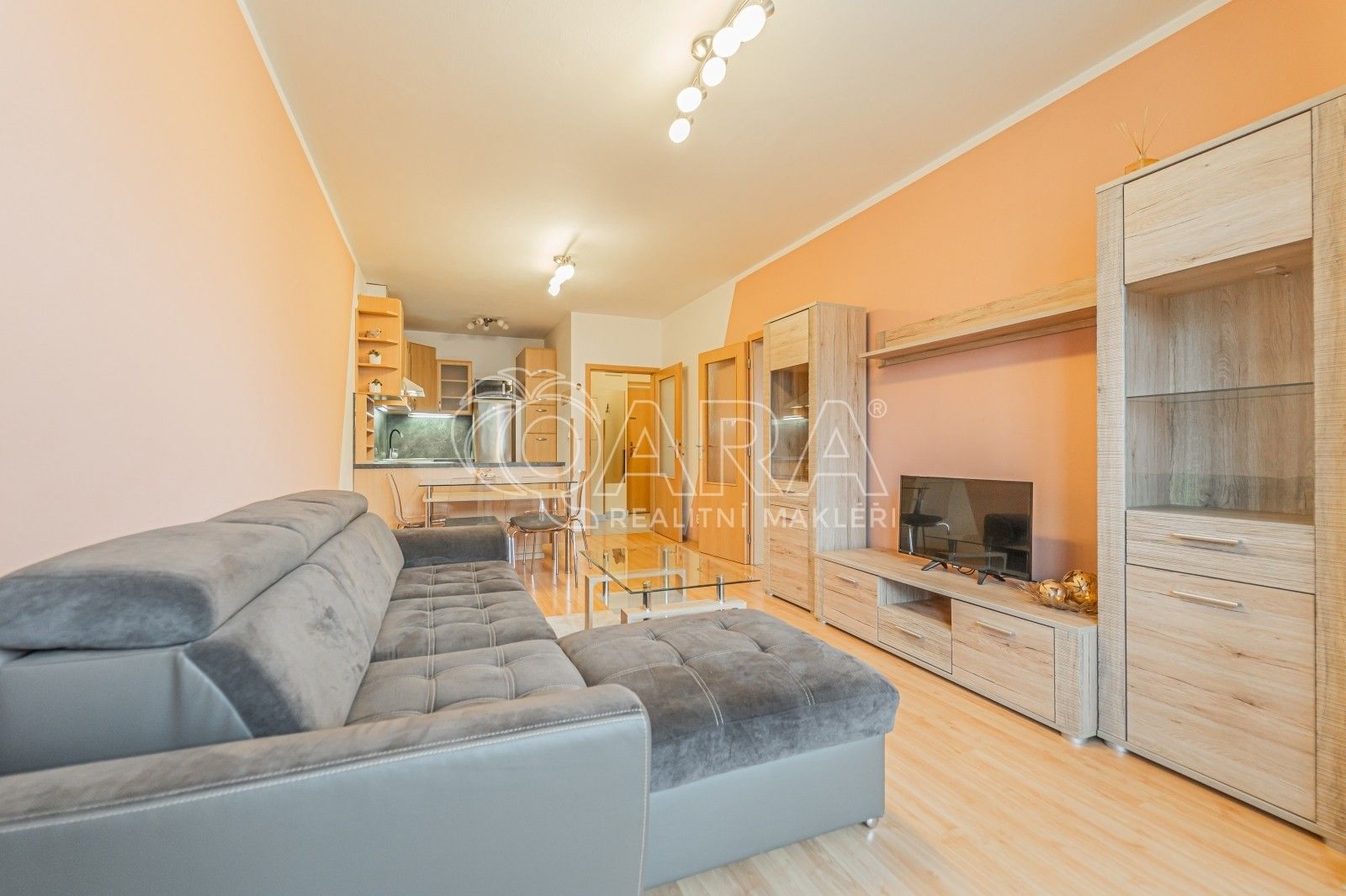 Pronájem byt 2+kk - Nad Paloučkem, Beroun, 48 m²