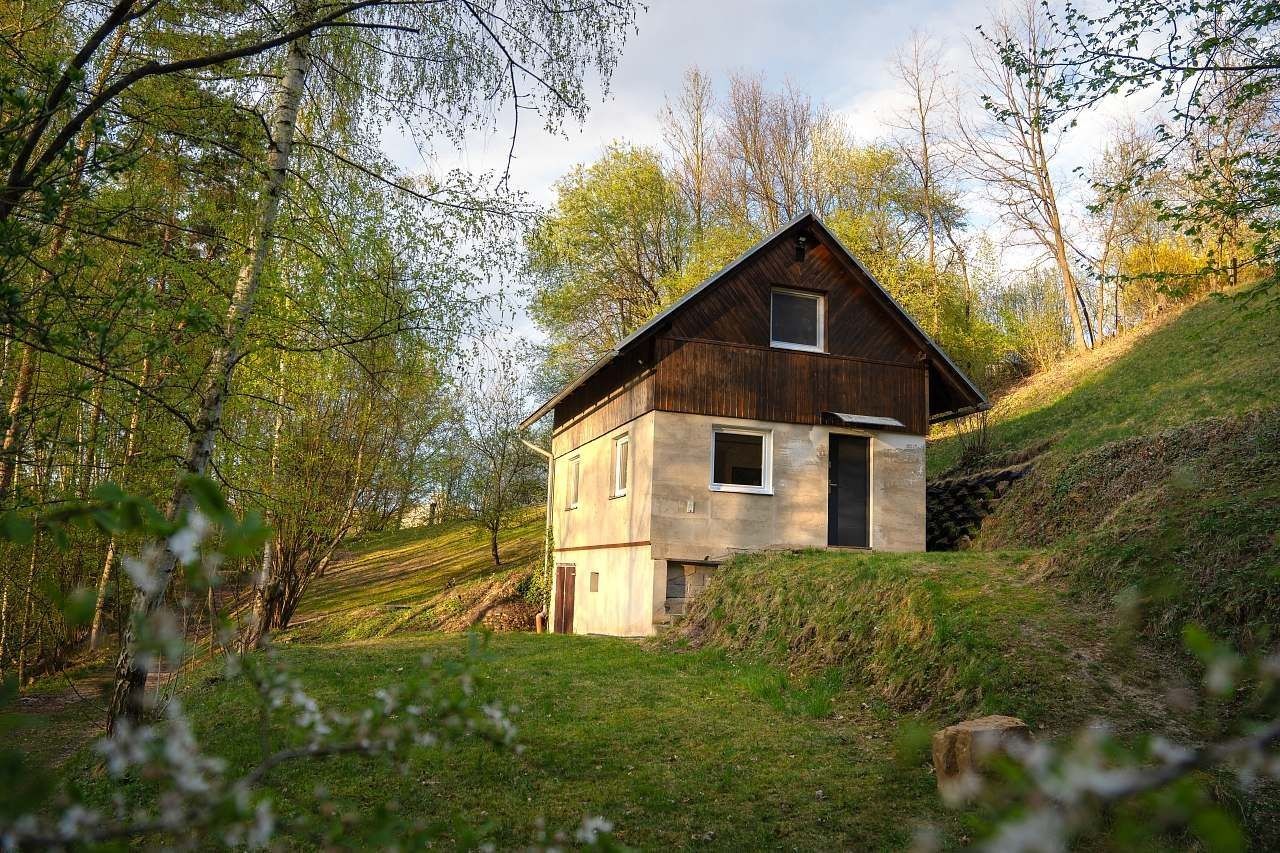 Chaty, Kněžmost - Suhrovice, Středočeský kraj