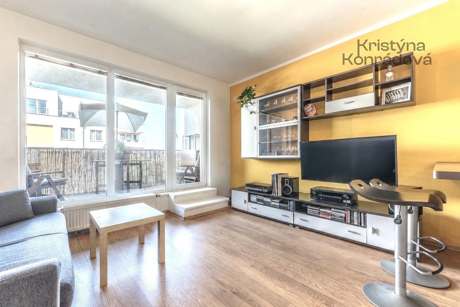 Byt 2+kk · 45 m² · Praha - Uhříněves, okres Praha 22, Hlavní město Praha - 4
