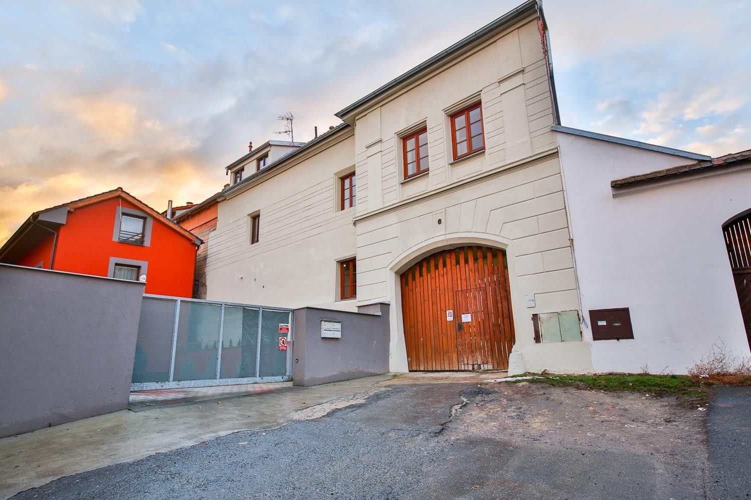 2+kk, Velvarská  , Horoměřice, 58 m²