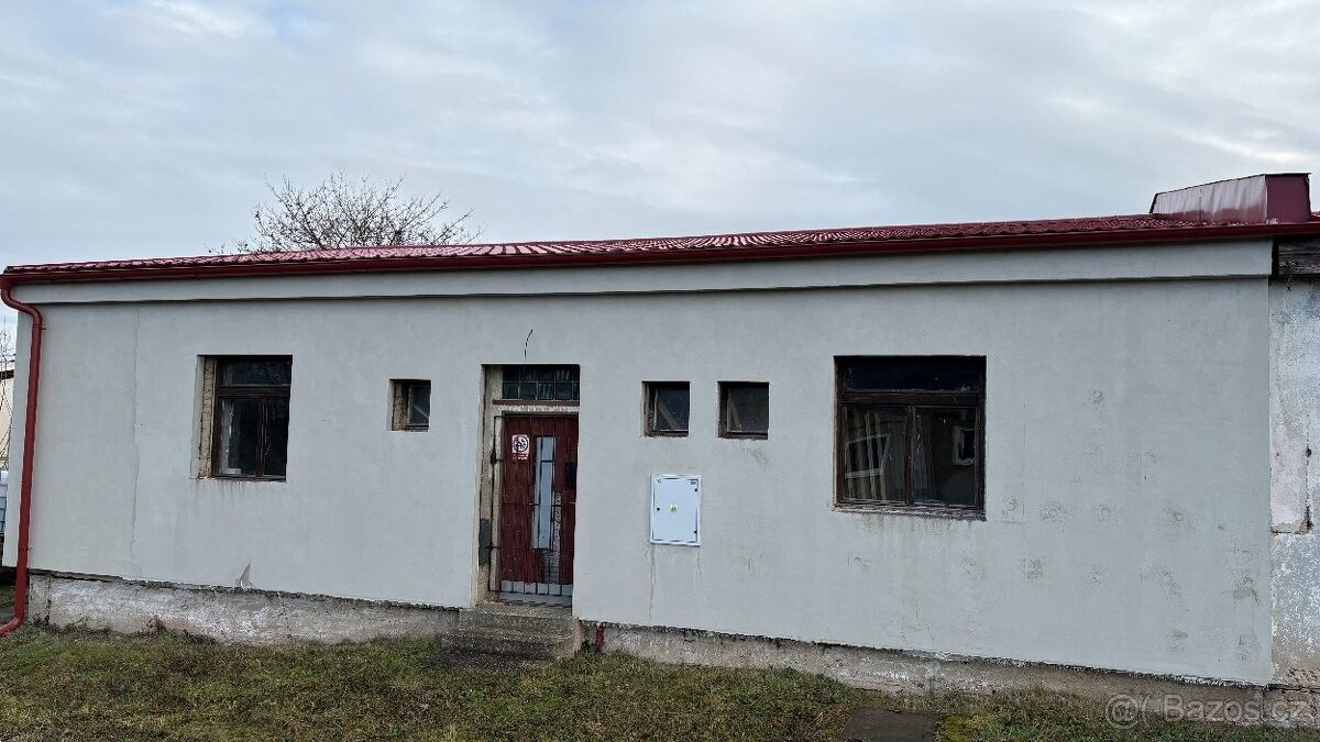 Sklad · Kněževes u Rakovníka, 270 01 - 4
