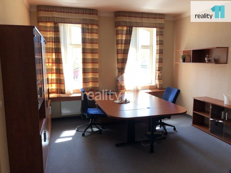 Pronájem kancelář - Chebská, Karlovy Vary, 52 m²