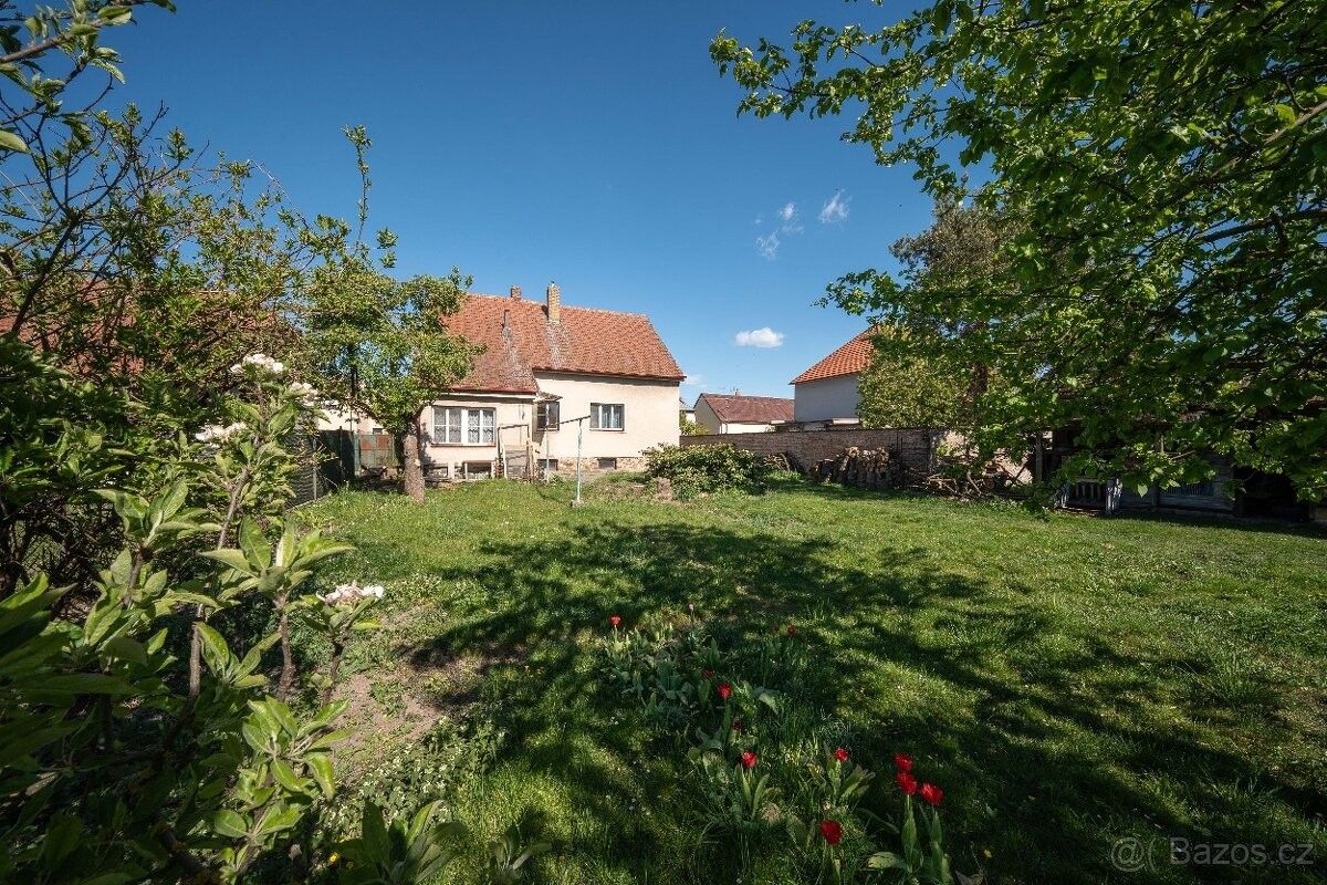 Prodej rodinný dům - Pečky, 289 11 - 2