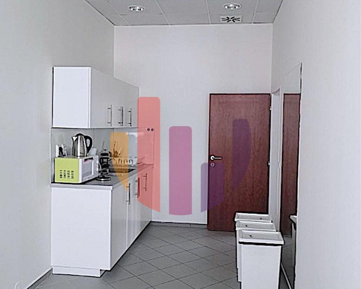 Pronájem kancelář - Praha - Strašnice, okres Praha 3, Hlavní město Praha, 238 m² - 5