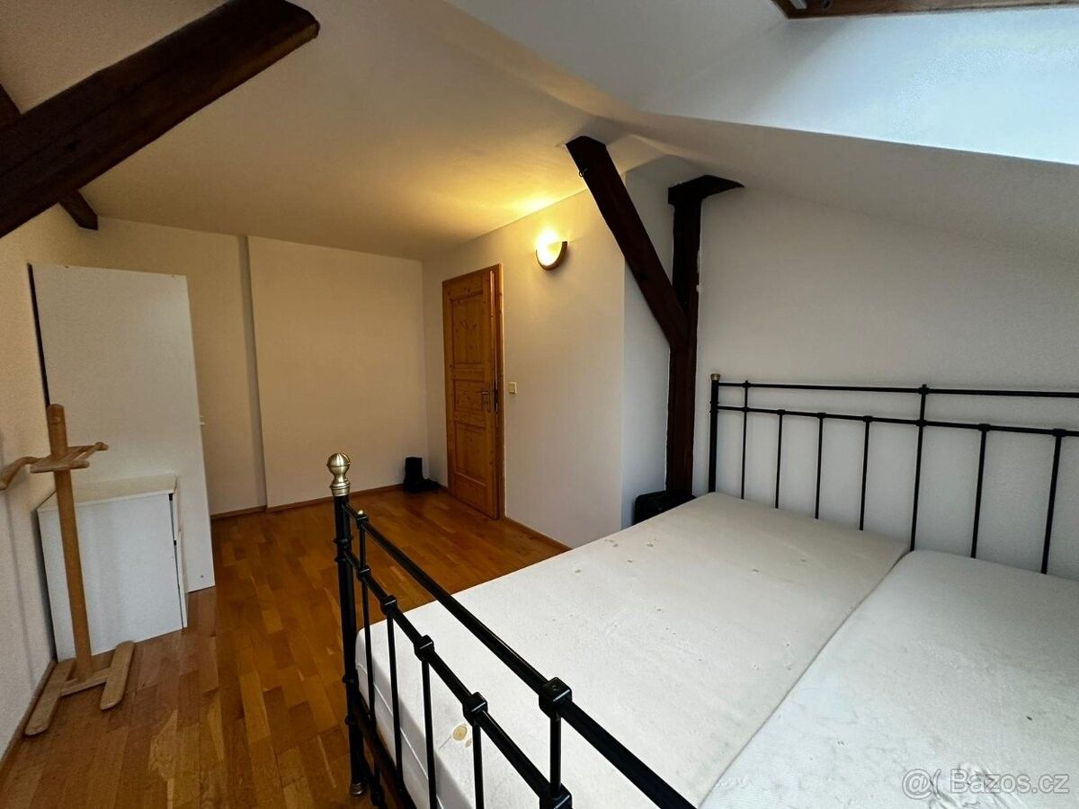 Pronájem byt - Praha, 150 00