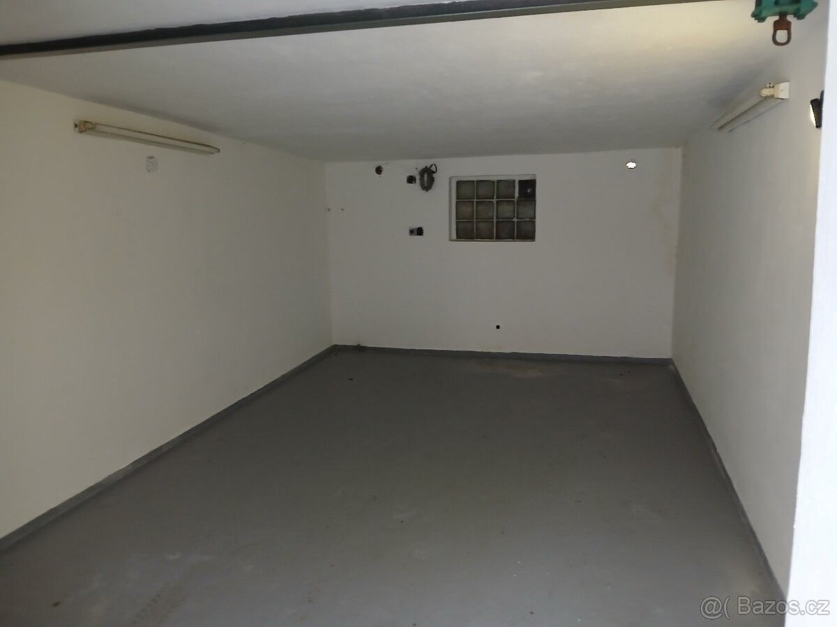 Pronájem garáž - Karviná, 735 06