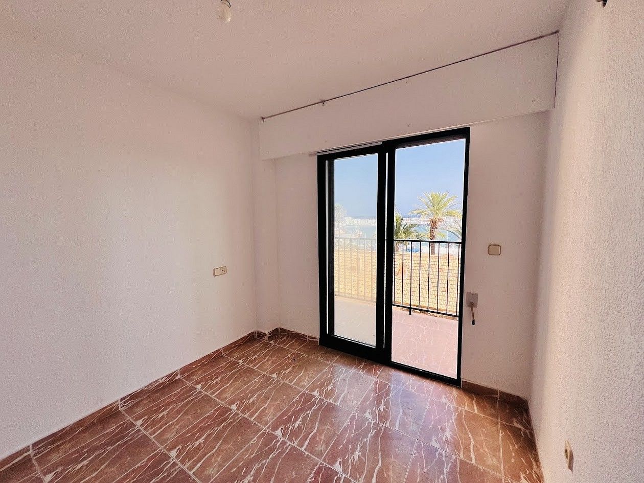 Prodej byt 4+1 - Calle Canonigo Torres, Torrevieja, Costa Blanca, Španělsko, 140 m² - 5