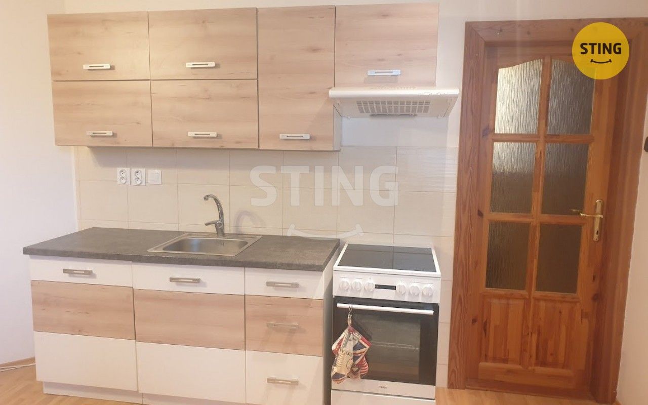 Pronájem byt 2+kk - Kosmákova, Přerov, 37 m² - 2