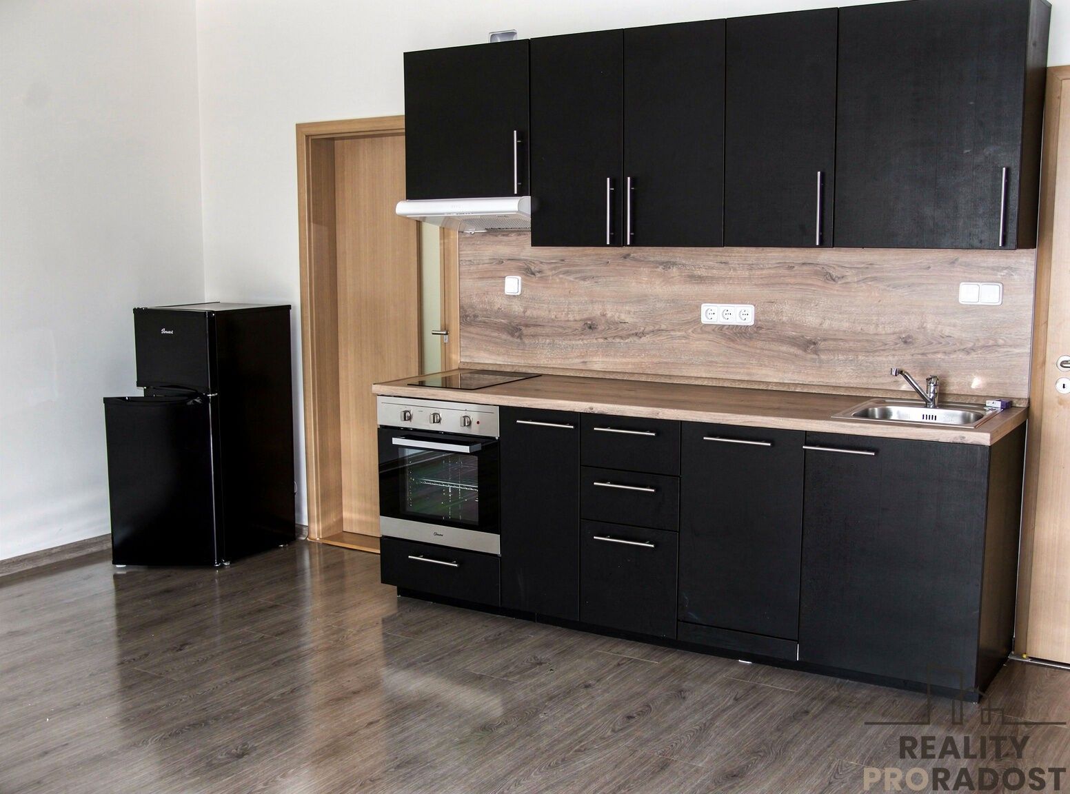 2+kk, Radlická, Praha Smíchov, 42 m² - 1