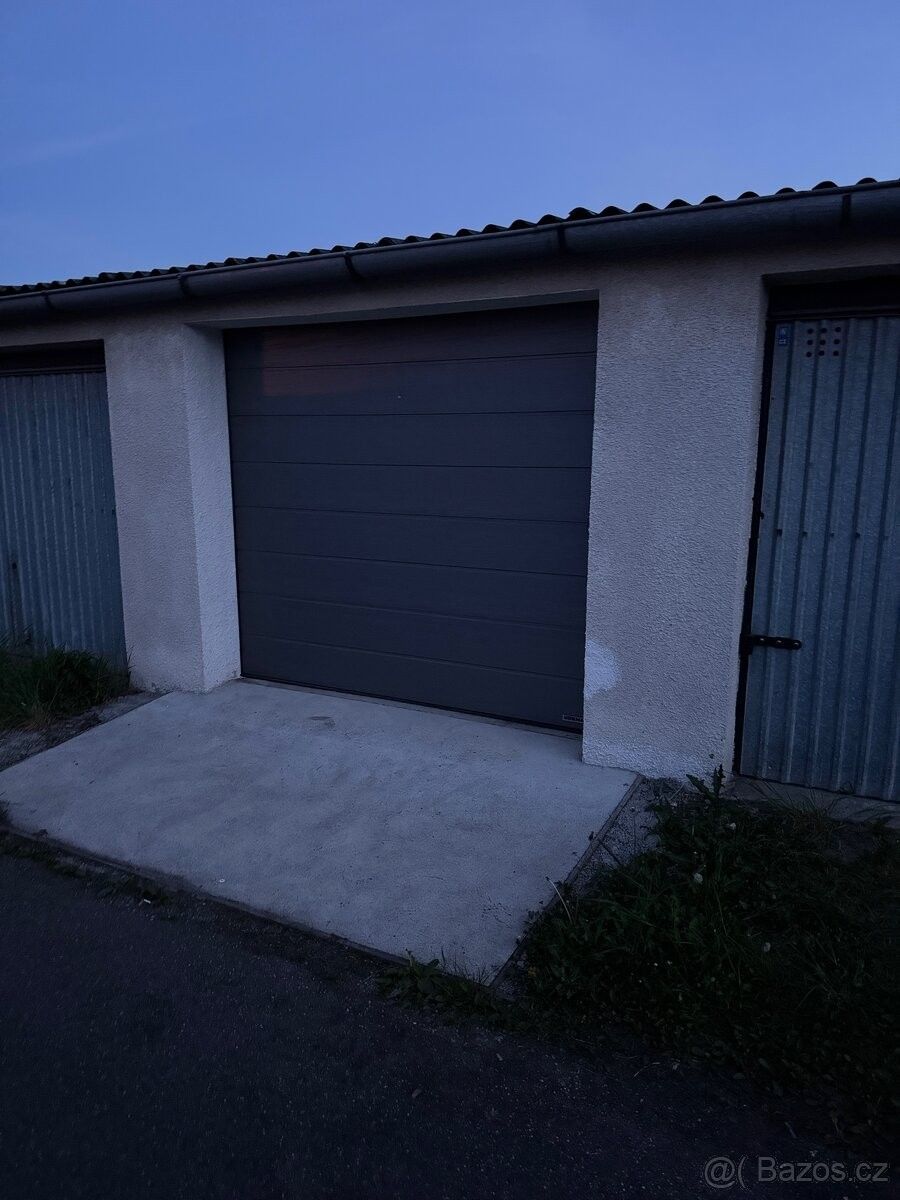 Prodej garáž - Neratovice, 277 11