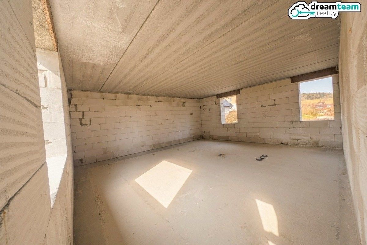 Rodinný dům · 276 m² · Josefa Holiše 119, Zubří - 4