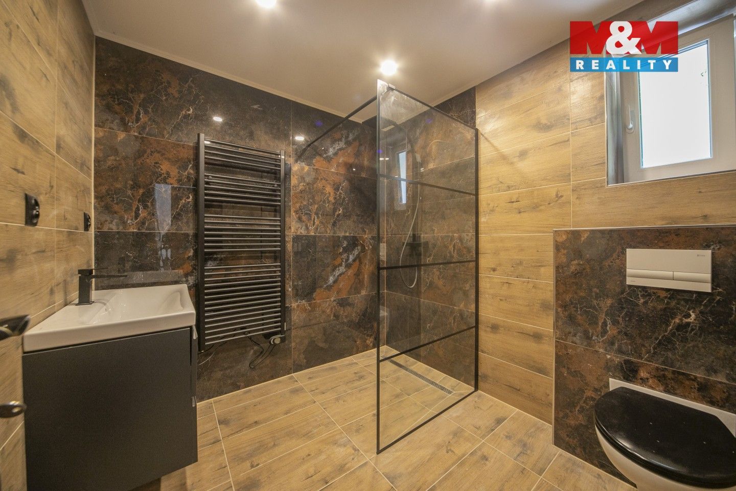 Prodej rodinný dům - Loubská, Děčín, 190 m²