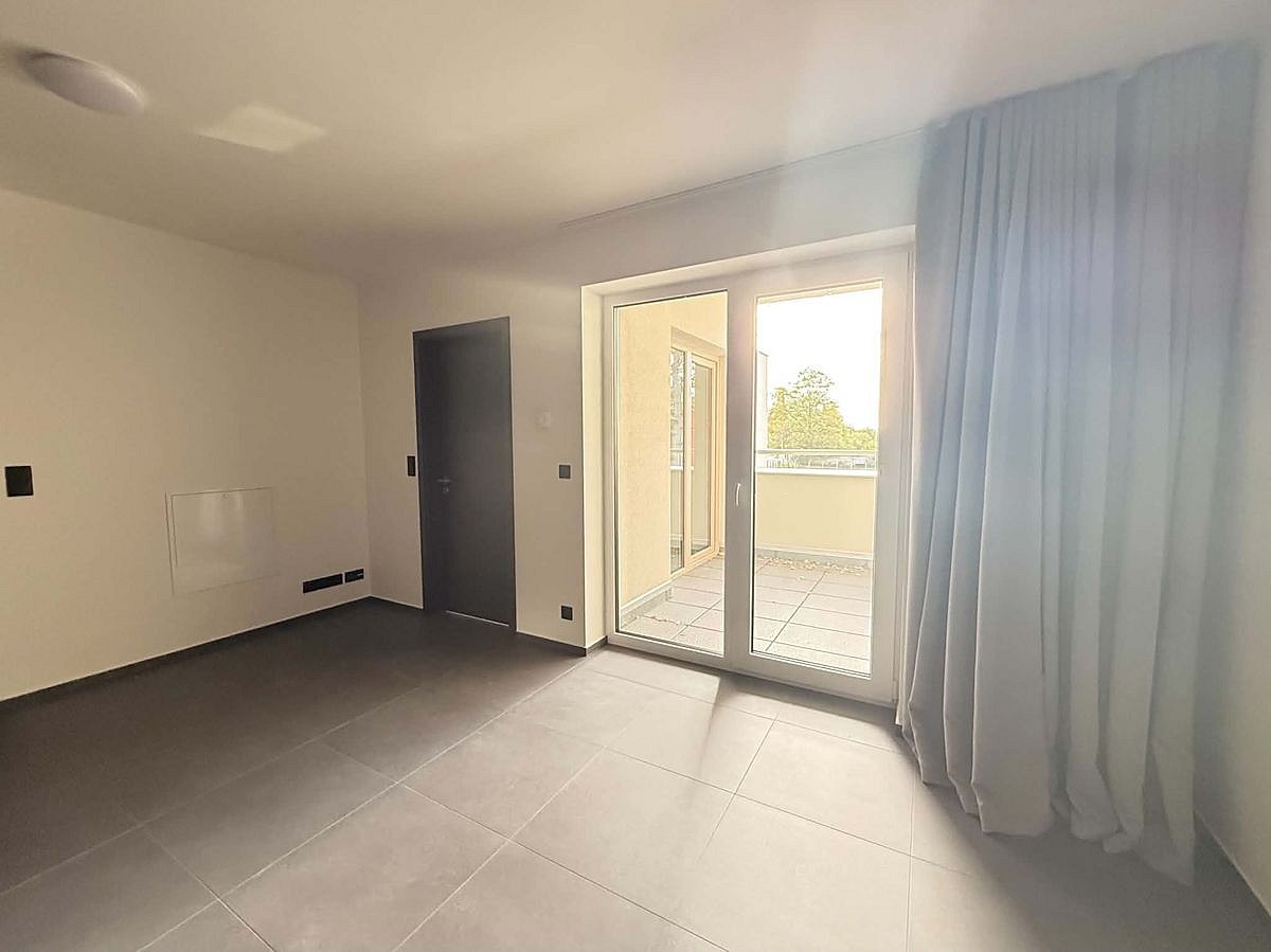 Prodej byt 2+kk - Spojovací, Mukařov, okres Praha-východ, 39 m² - 5