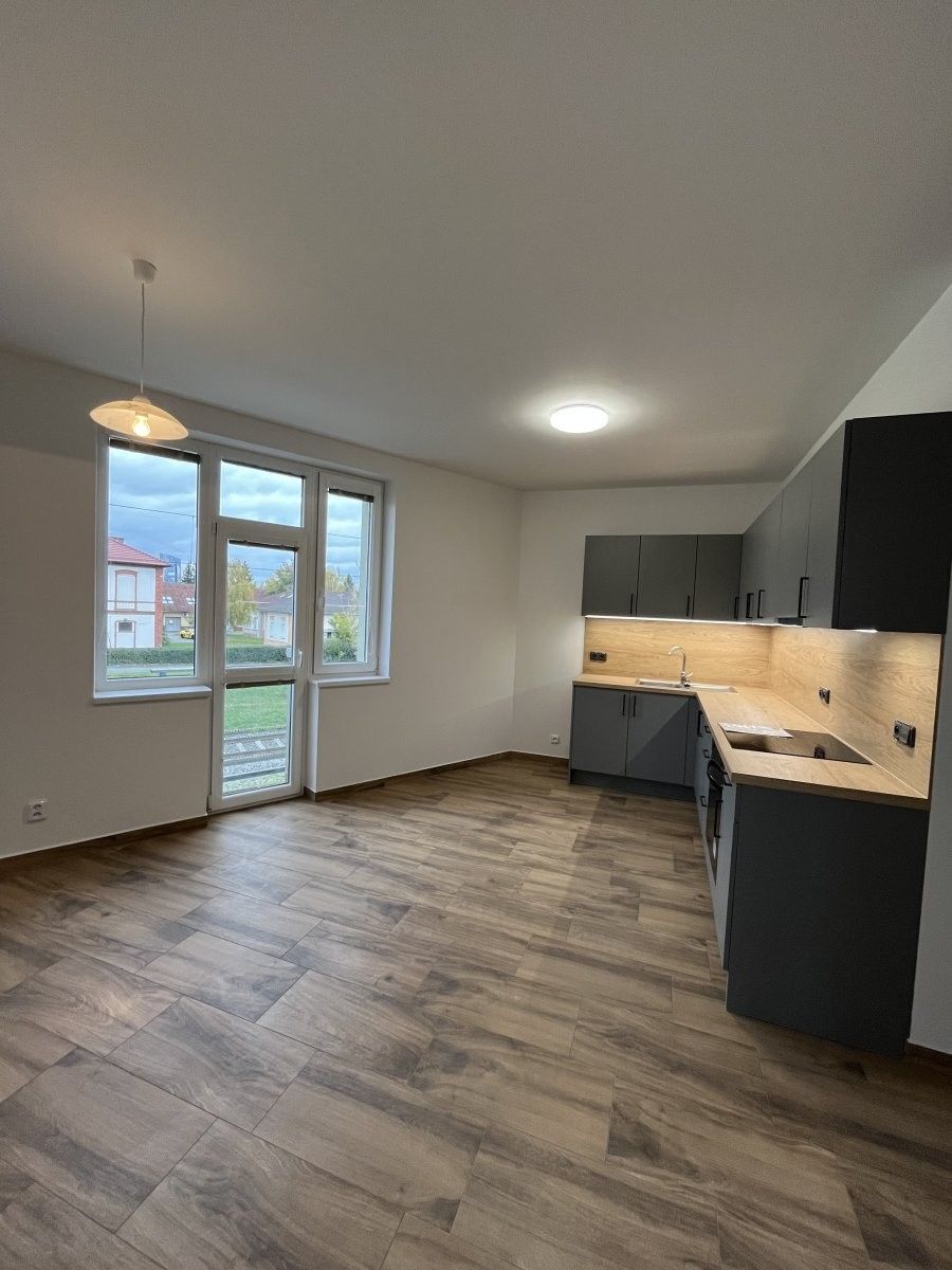 Pronájem byt 2+1 - Holická, Olomouc, 63 m²