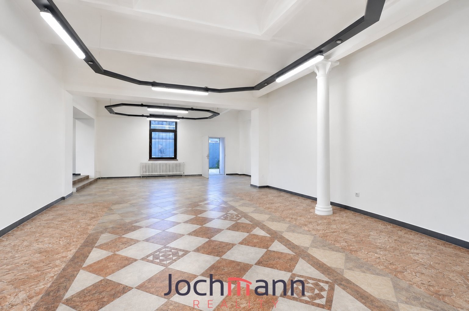 Pronájem obchodní prostory - Novohradská 746, České Budějovice 6, 501 m² - 5