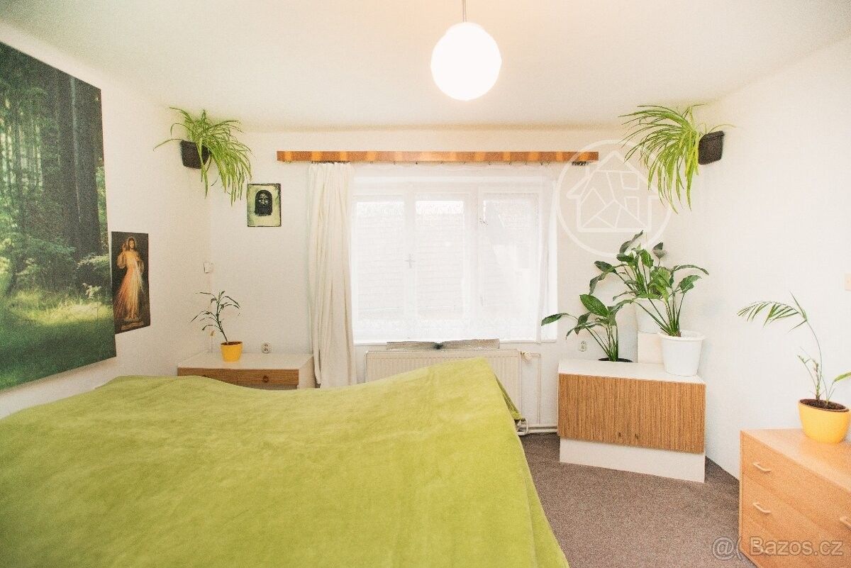 Rodinné domy, Nesovice, 683 33