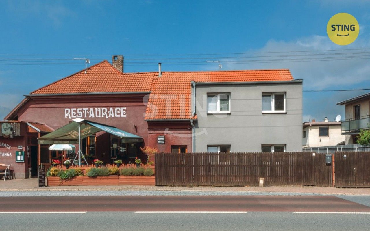 Rodinné domy, Hradecká, Staré Hradiště, 200 m² - 1