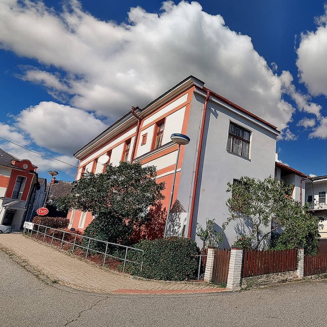 Prodej komerční - náměstí T. G. Masaryka, Veselí nad Lužnicí, 360 m²