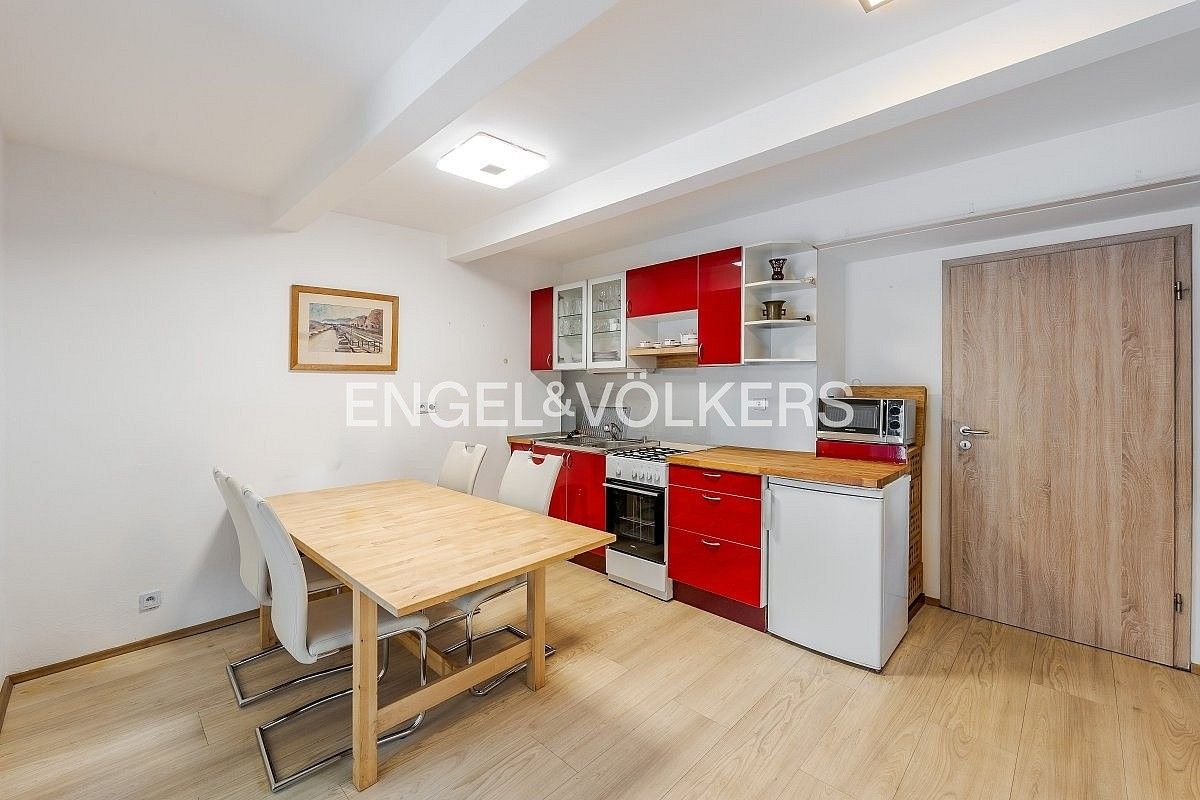 Kanceláře, Praha - Střešovice, okres Praha 6, Hlavní město Praha, 73 m²
