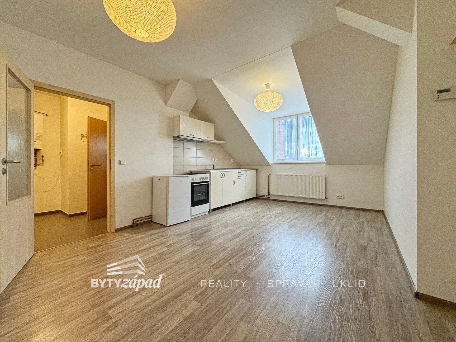 1+kk, Živnostenská 156, Plzeň Lobzy, 32 m² - 1