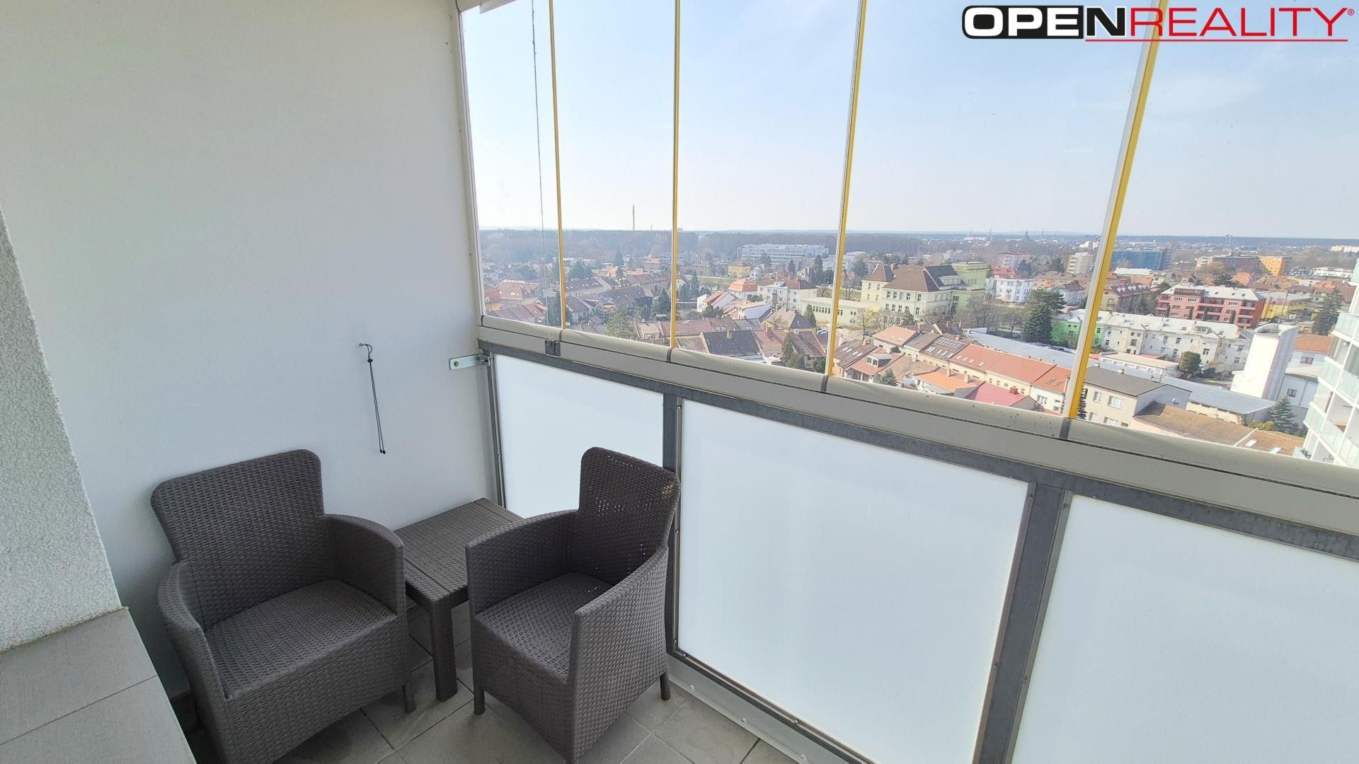 Pronájem byt 3+1 - Břeclav, 67 m²