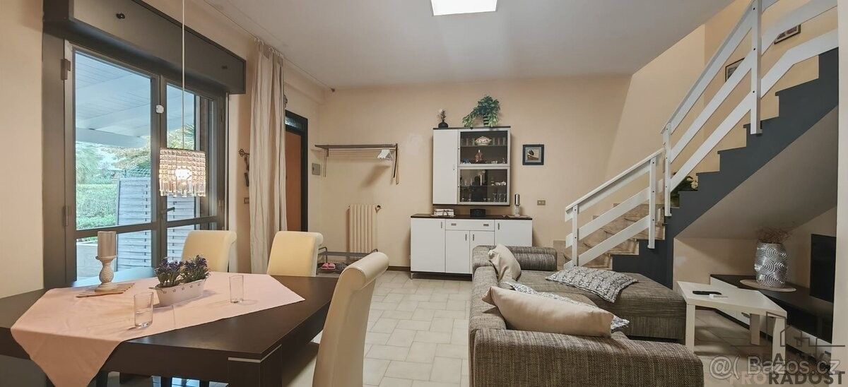 Prodej byt - 987 66, Zahraničí