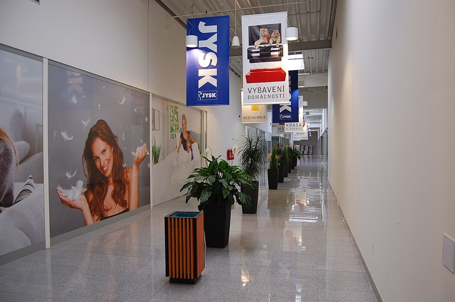 Obchodní prostory, Dvůr Králové nad Labem, okres Trutnov, Královéhradecký kraj, 220 m² - 2